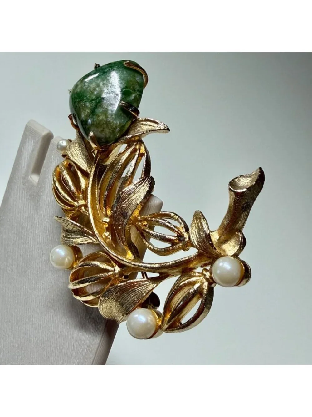 Vintage Lisner Gold-Tone Leaf Brooch With Green Stone & Faux Pearls Botanical